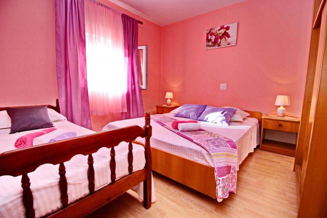 Apartments Villa Senija Prizba Buitenkant foto